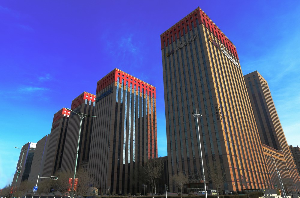 东方君座